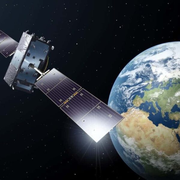 Europa koopt tijd tegen Starlink: Eutelsat breidt OneWeb uit tot IRIS²-tijdperk